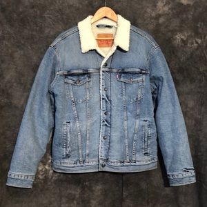 Levi’s Sherpa jacket large